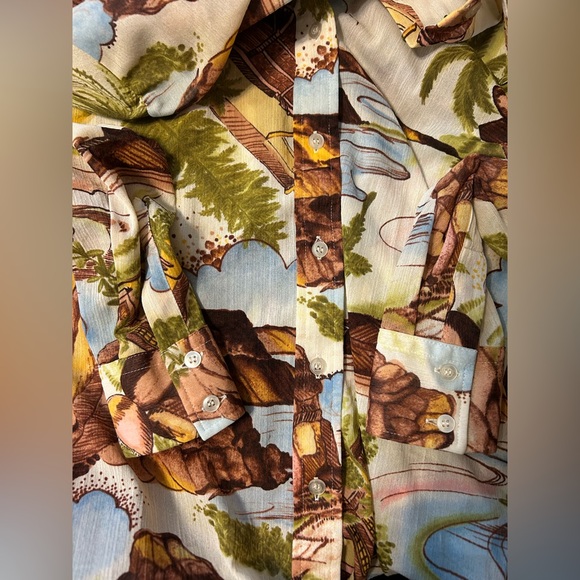 VTG. 1970s Lady Manhattan Button Down - Picture 6 of 6